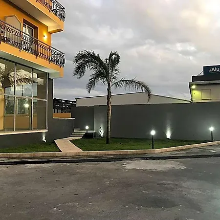 Oda ve Kahvaltı Borgo Palombaio 3*