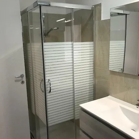 לינה וארוחת בוקר Borgo Palombaio 3*
