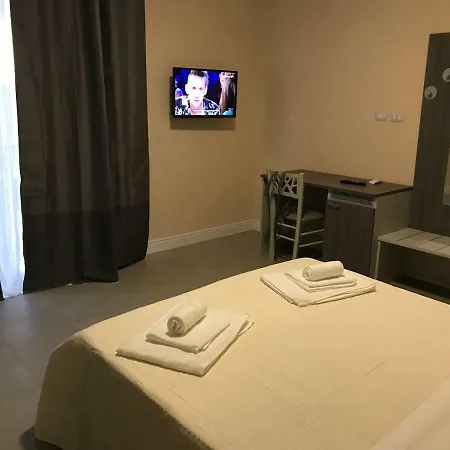 לינה וארוחת בוקר Borgo Palombaio קטאניה